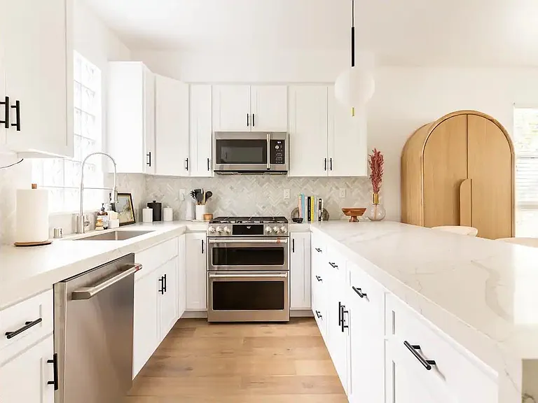 5437 Lauretta St #B — Photo 6