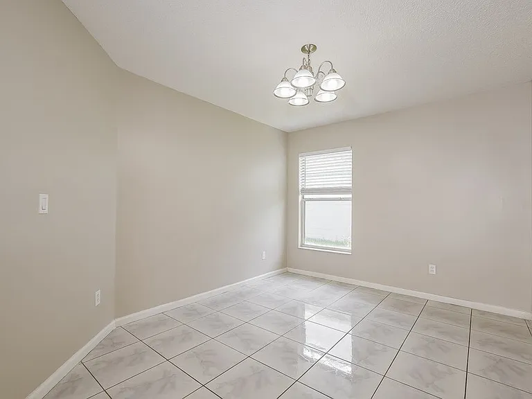 9710 Red Clover Ave — Photo 7