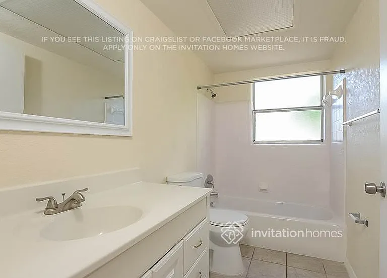 2160 Riviera Dr — Photo 18