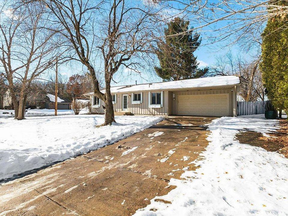 1st image of 196 Cottonwood Ct