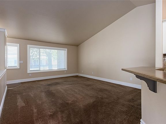 5th image of 2032 Swanson Ln