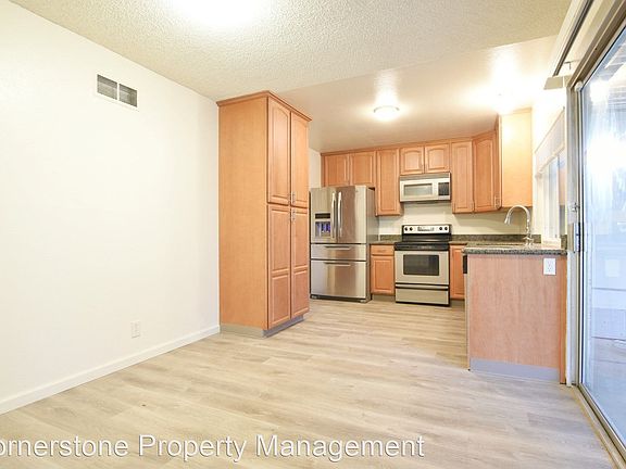 4th image of 3137 Haga Dr