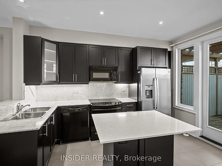 1812 Burnhamthorpe Rd E #90 — Photo 9