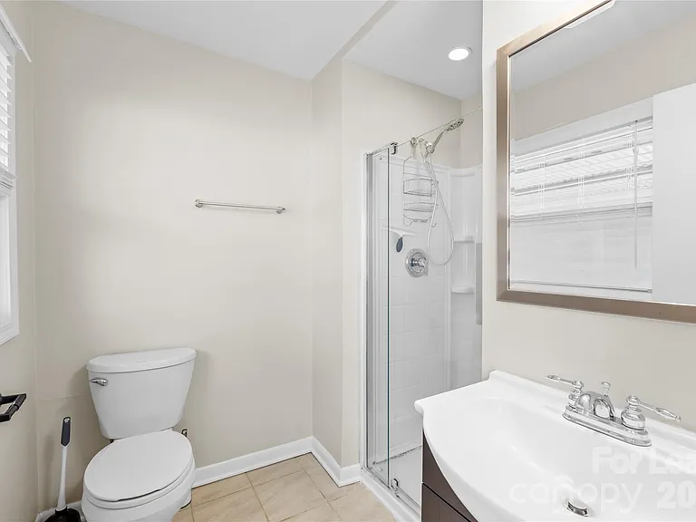 4033 Woodgreen Ter — Photo 16