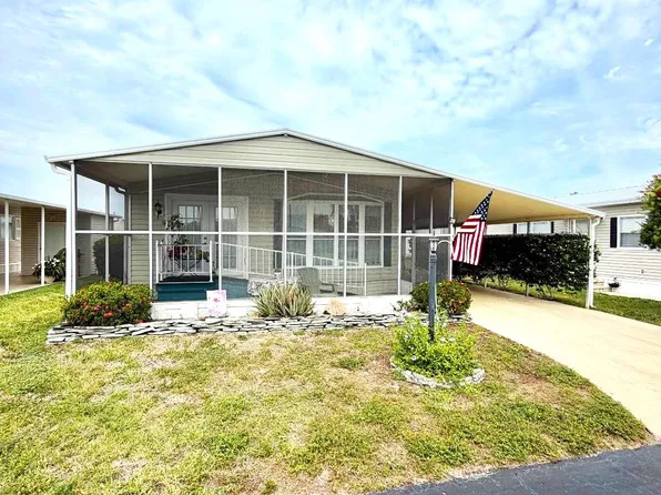 327 3rd Street Dr W Unit 39, Palmetto, FL 34221