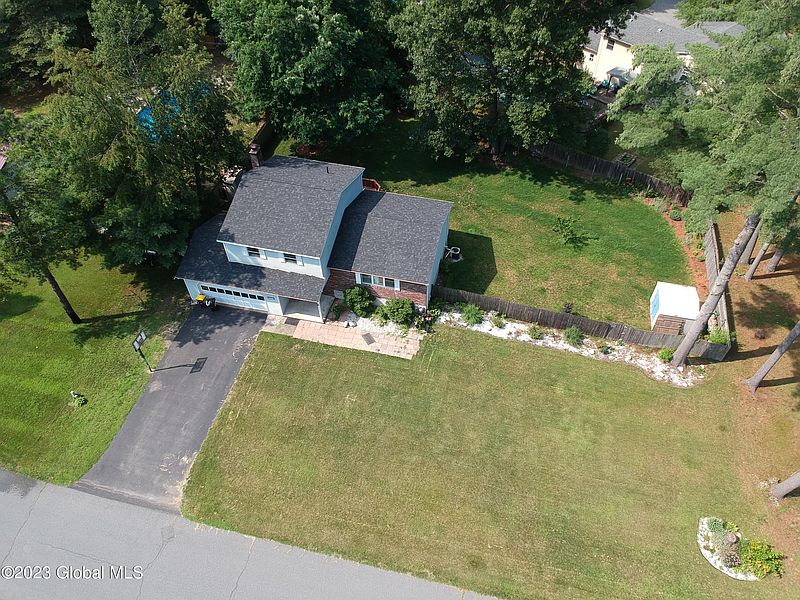 2nd image of 34 Zenas Drive