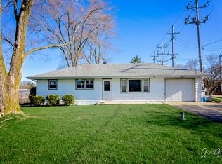 24260 W Town Line Rd, Lake Villa, IL 60046