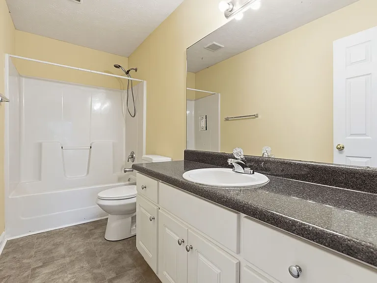 701 Pine Hill Ct #C — Photo 10