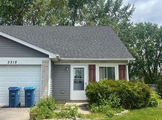 3312 Fox Hill Rd #3312, Aurora, IL 60504