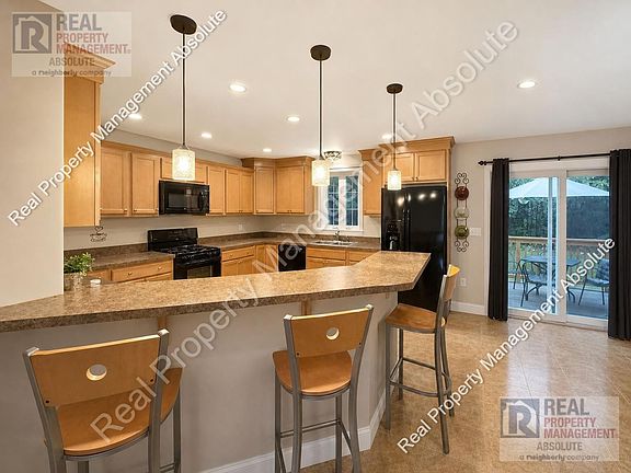 3rd image of 23 Clearview Cir #A