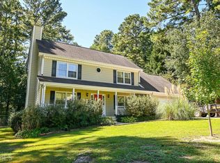 1629 Country Walk Trl, Lawrenceville, GA 30043