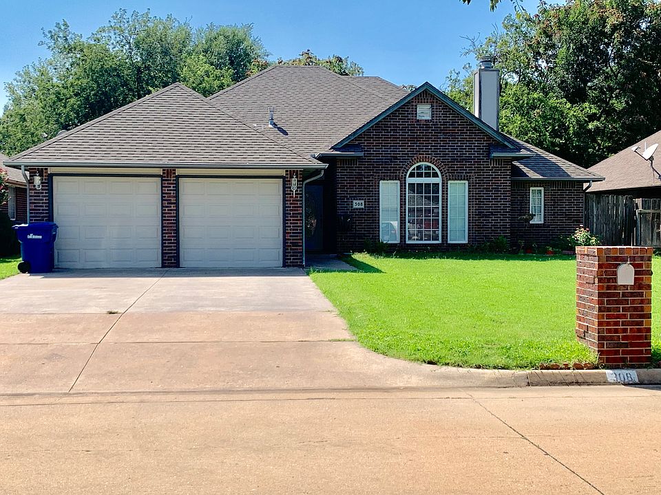1st image of 308 Oakdale Dr