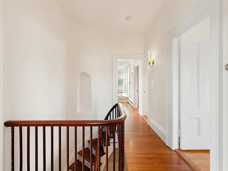79 Prospect St #2 — Photo 4