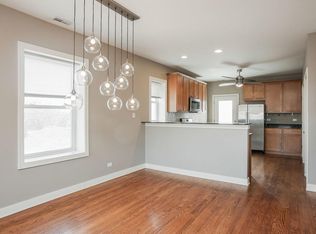 3911 W Addison St APT 3A, Chicago, IL 60618