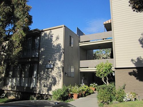 3rd image of 10585 Missouri Ave APT 16
