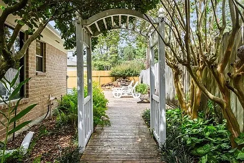 3615 Fairvalley Dr — Photo 39