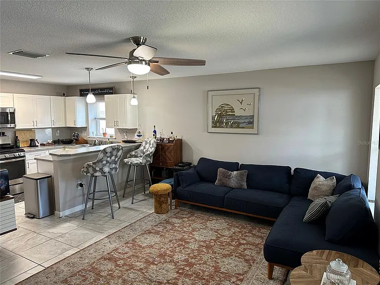 1119 Beverly Ave — Photo 8