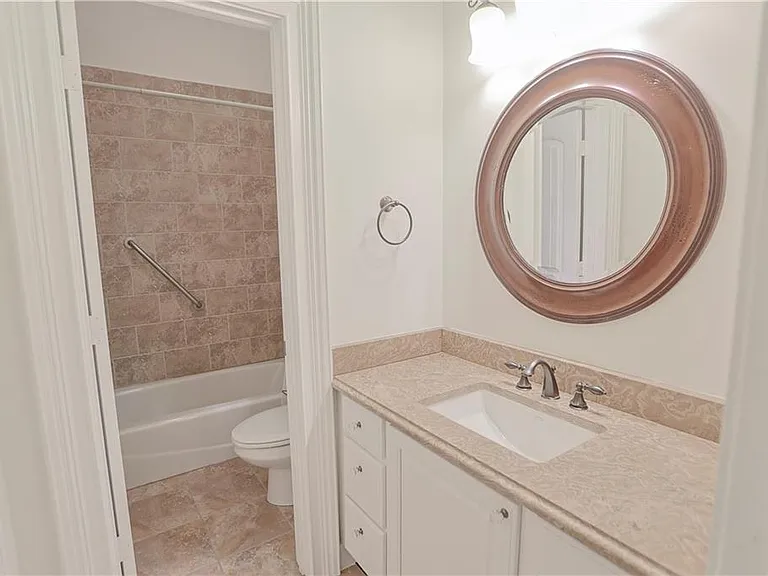 1296 Lenox Park Blvd — Photo 48