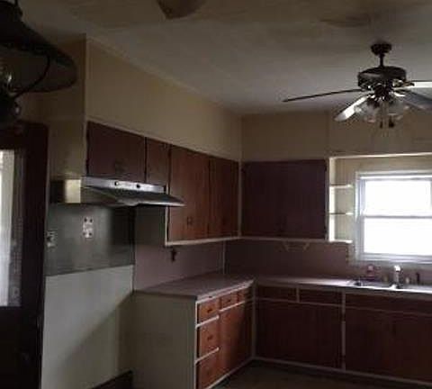 4th image of 96 Wentz St
