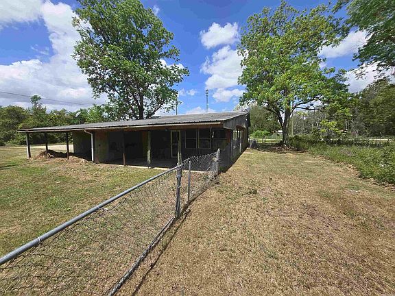 4th image of 933 Skipper Bridge Rd