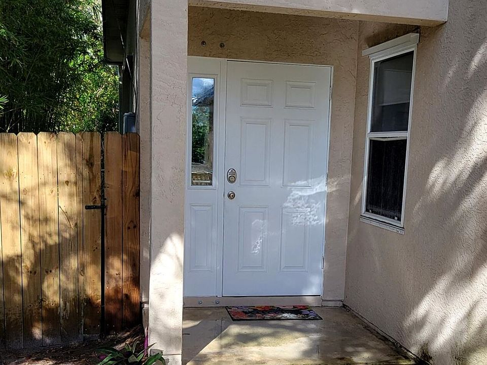 1st image of 909 SW Jacqueline Ave APT B