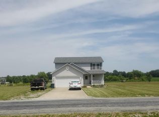 306 Dunivan Rd, Murphysboro, IL 62966