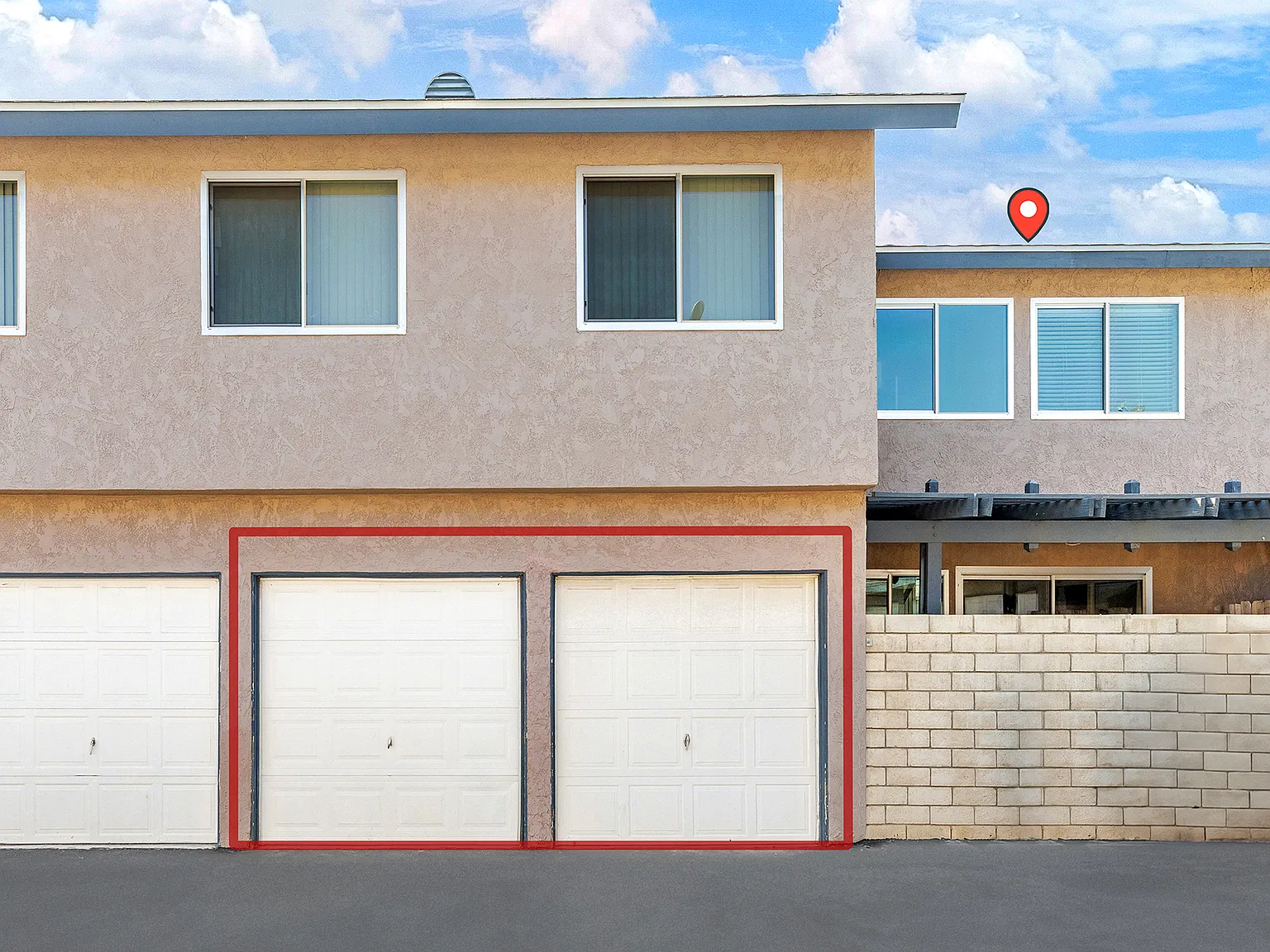 3 bed, 1.5 bath, 1136 sqft, $3,200 — Photo 2