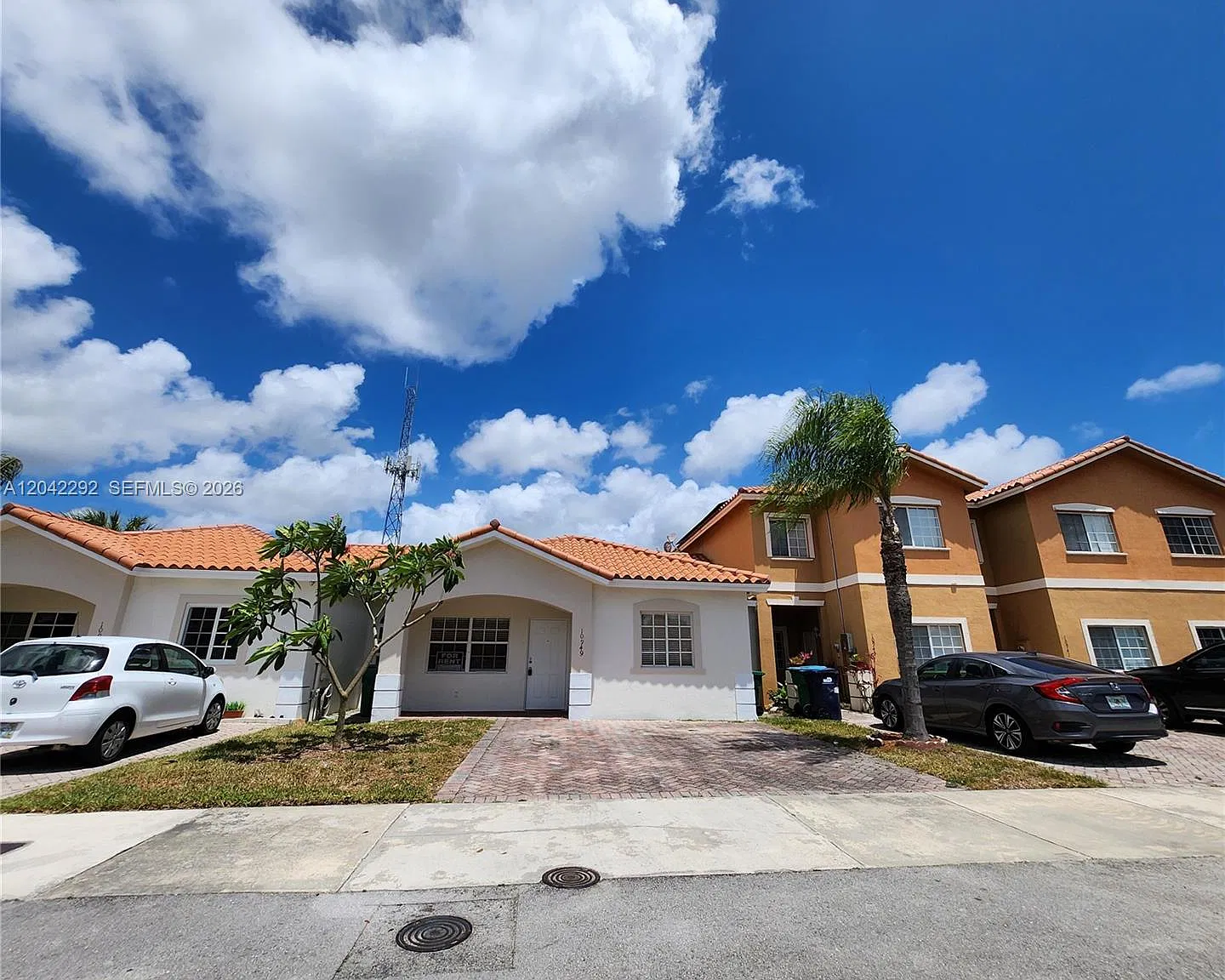 10949 SW 181st Ter #0 — Photo 3