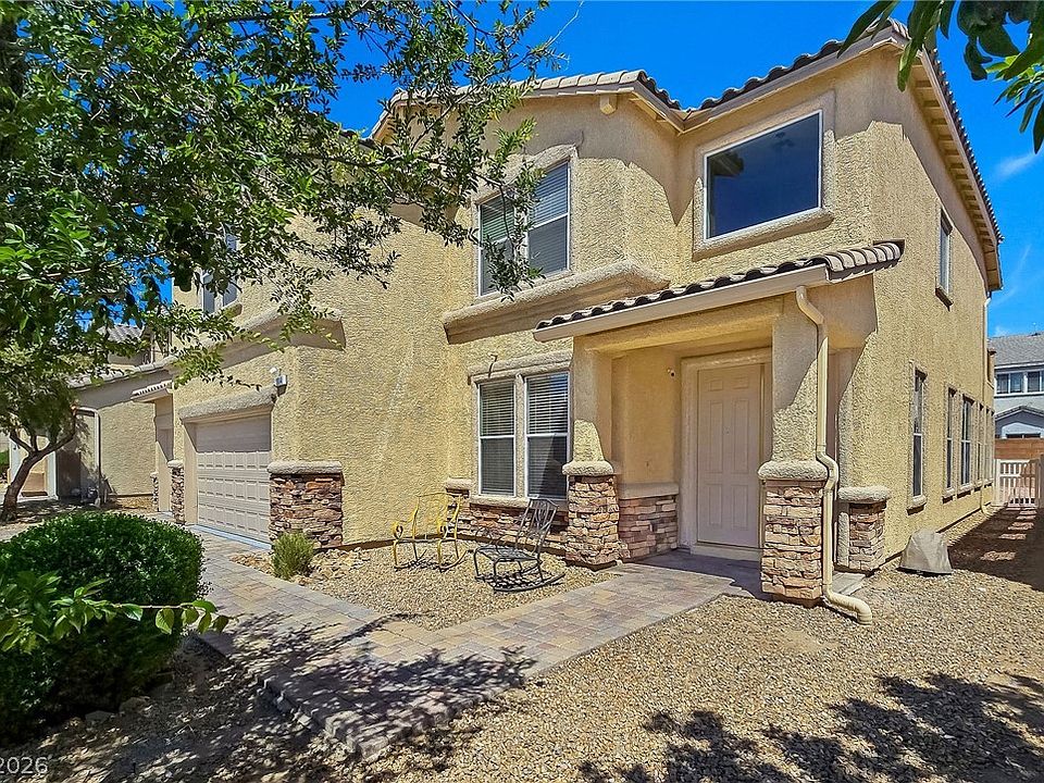 1st image of 904 High Altitude Ave