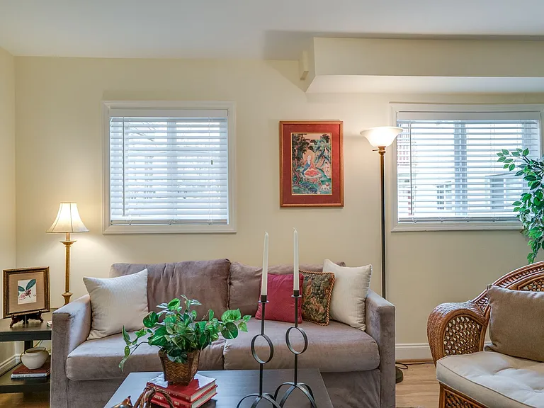 1104 N Greensboro St #4 — Photo 17