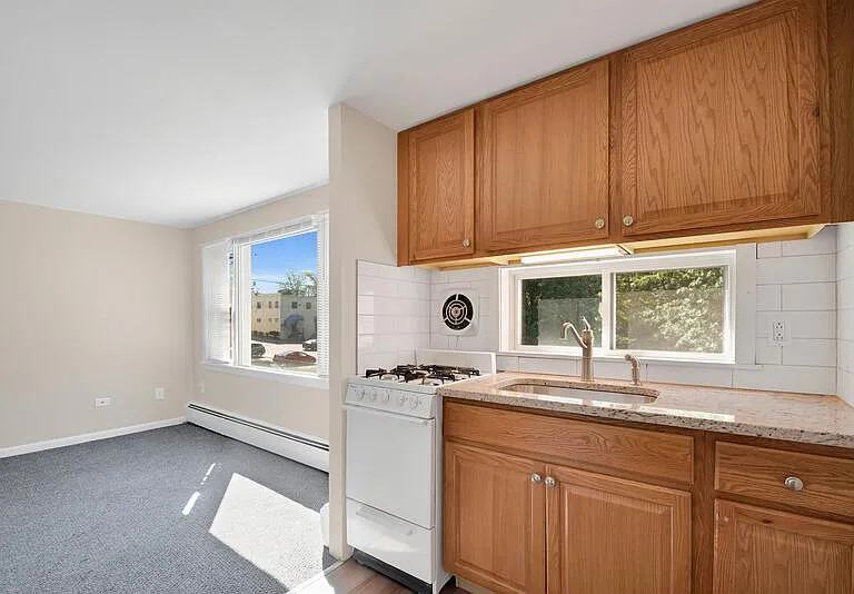 353 Main St #206 — Photo 7