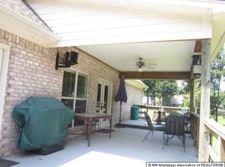 3220 Bramblewood Cv, Southaven, MS 38672