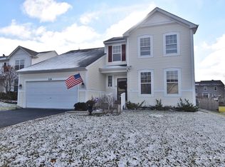 720 Stewart Ave, North Aurora, IL 60542