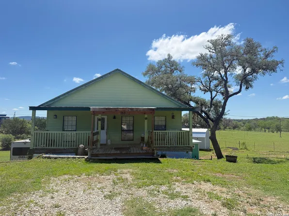 153 PARK DR, Bandera, TX 78003