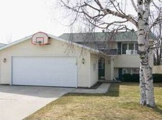 1105 33rd St, Two Rivers, WI 54241