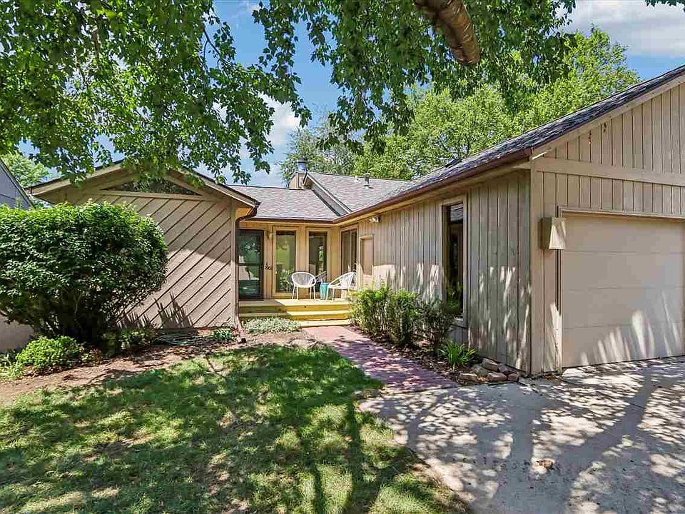 1st image of 2068 S Ridge Dr
