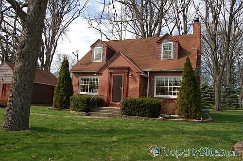 2nd image of 4624 Forest View Ave