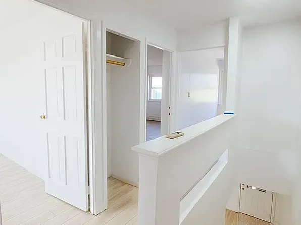 552 Essex Street image 2 of 12