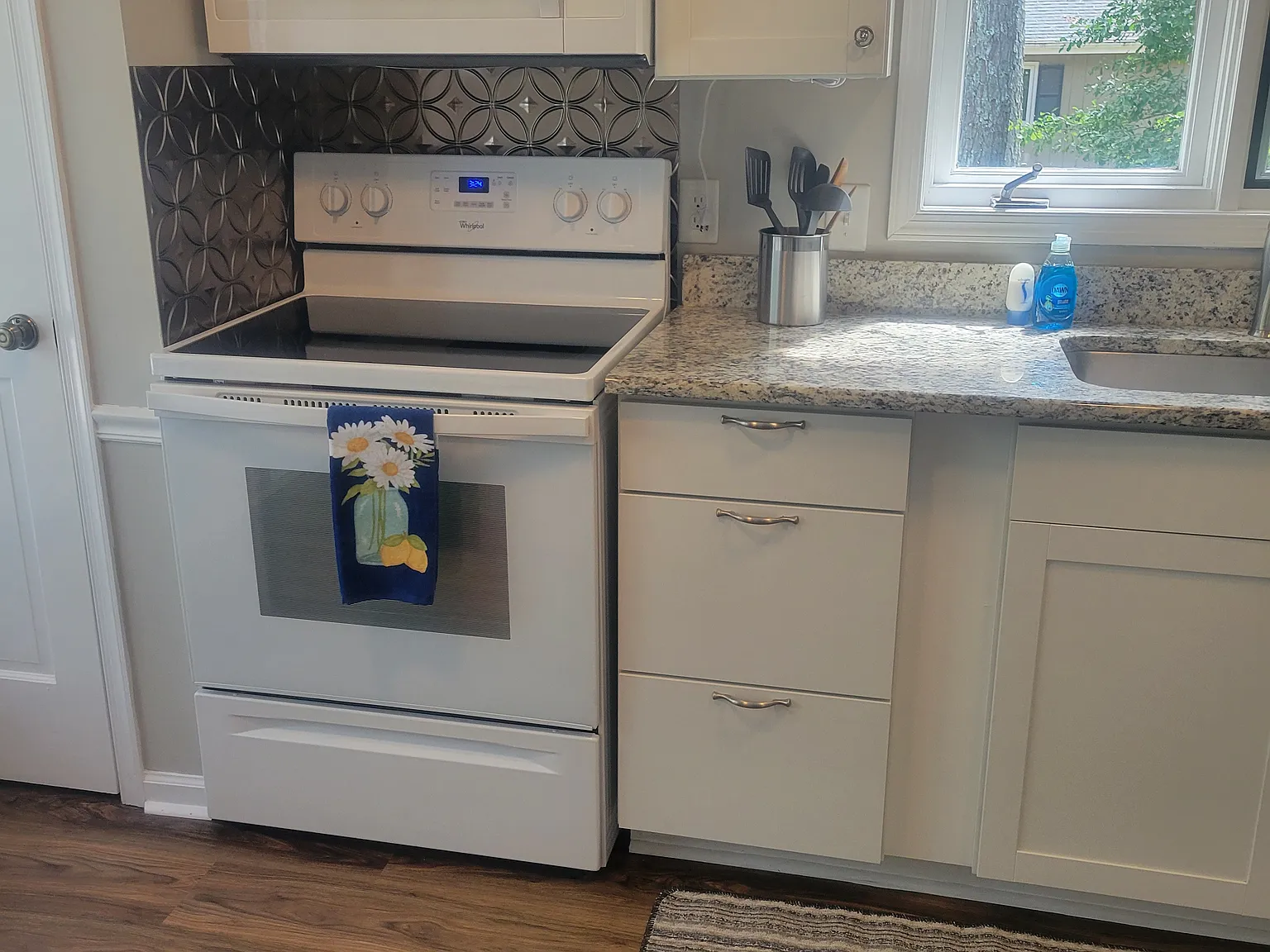 2 bed, 1250 sqft, $1,400 — Photo 4