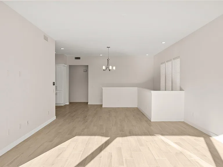 3201 Doheny Way — Photo 11