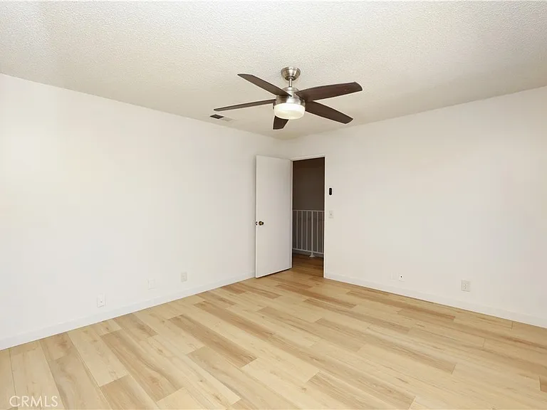 10355 La Reina Ave #A — Photo 14