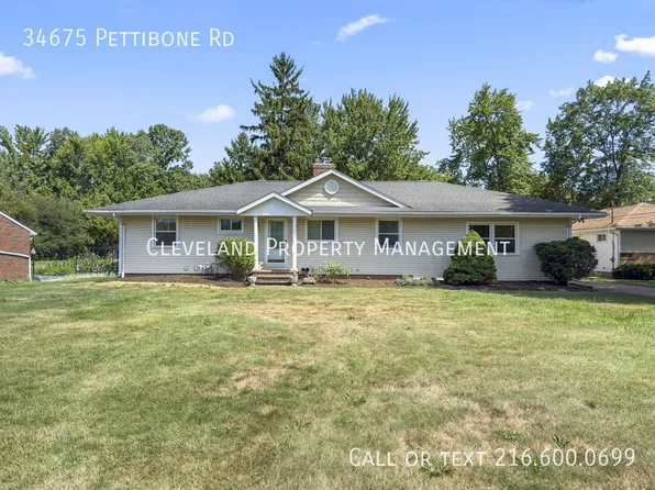 34675 Pettibone Rd, Solon, OH 44139