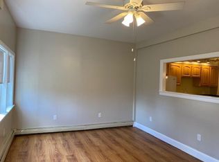 318 Main St, Cumberland Center, ME 04021