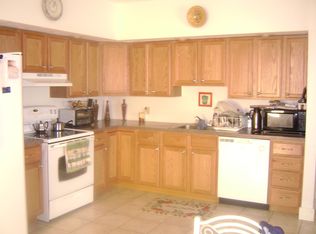 91 Blossom St, Chelsea, MA 02150