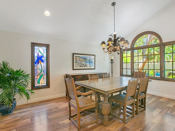 5th image of 10606 Vista Lago Pl