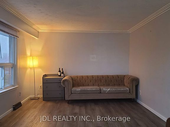 5th image of 2411 Canal Rd