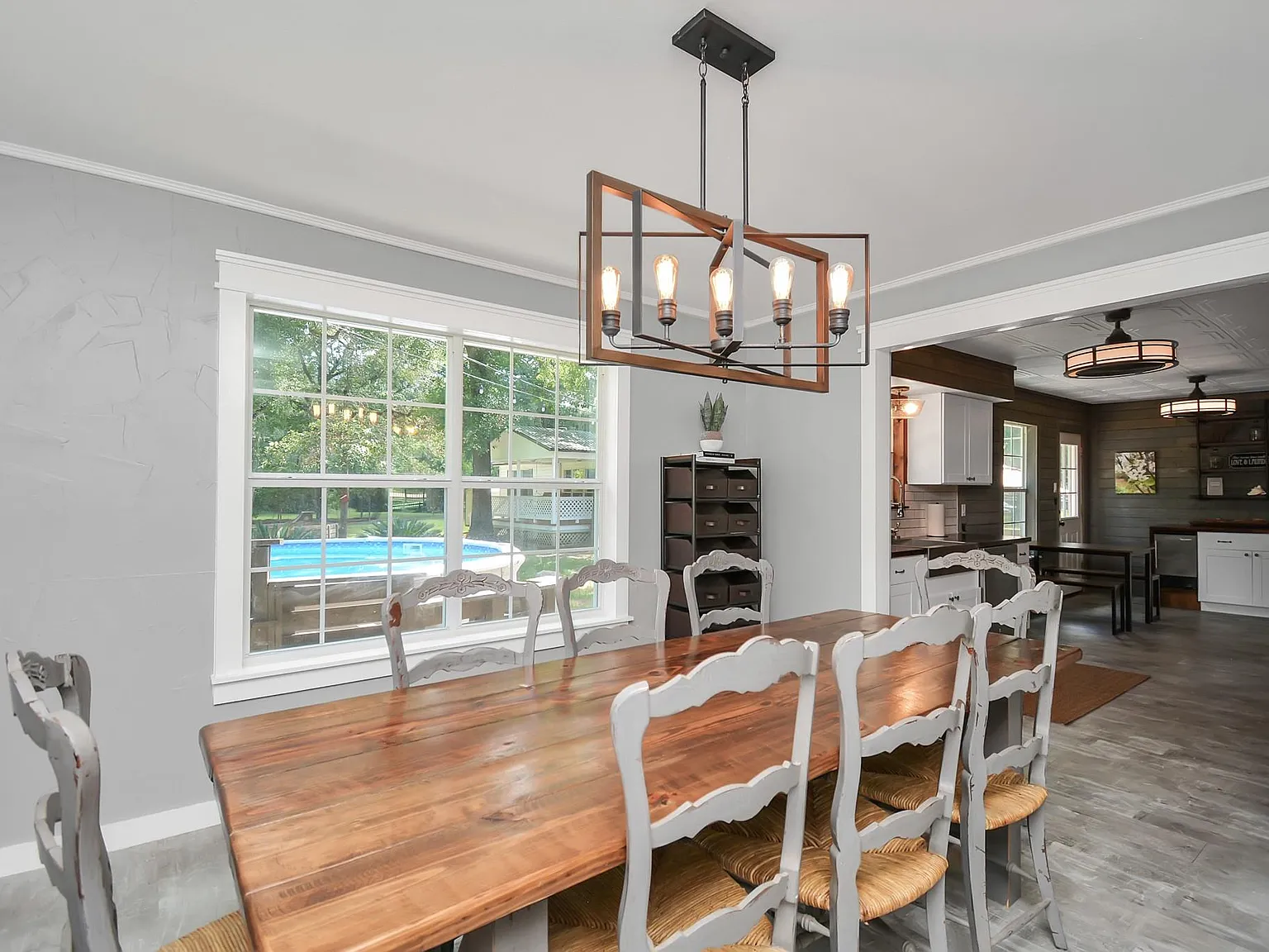 3 bed, 4.0 bath, 1840 sqft, $6,700 — Photo 4