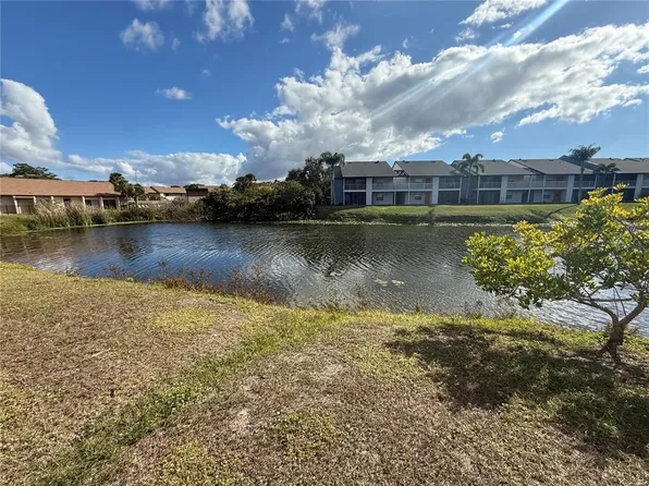 2636 HIDDEN LAKE DRIVE N #H, SARASOTA, FL 34237