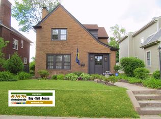 216 Napoleon St, South Bend, IN 46617