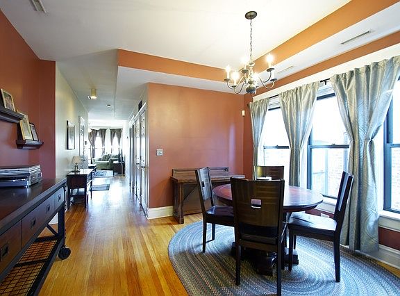 4th image of 4186 N Clarendon Ave APT 3S